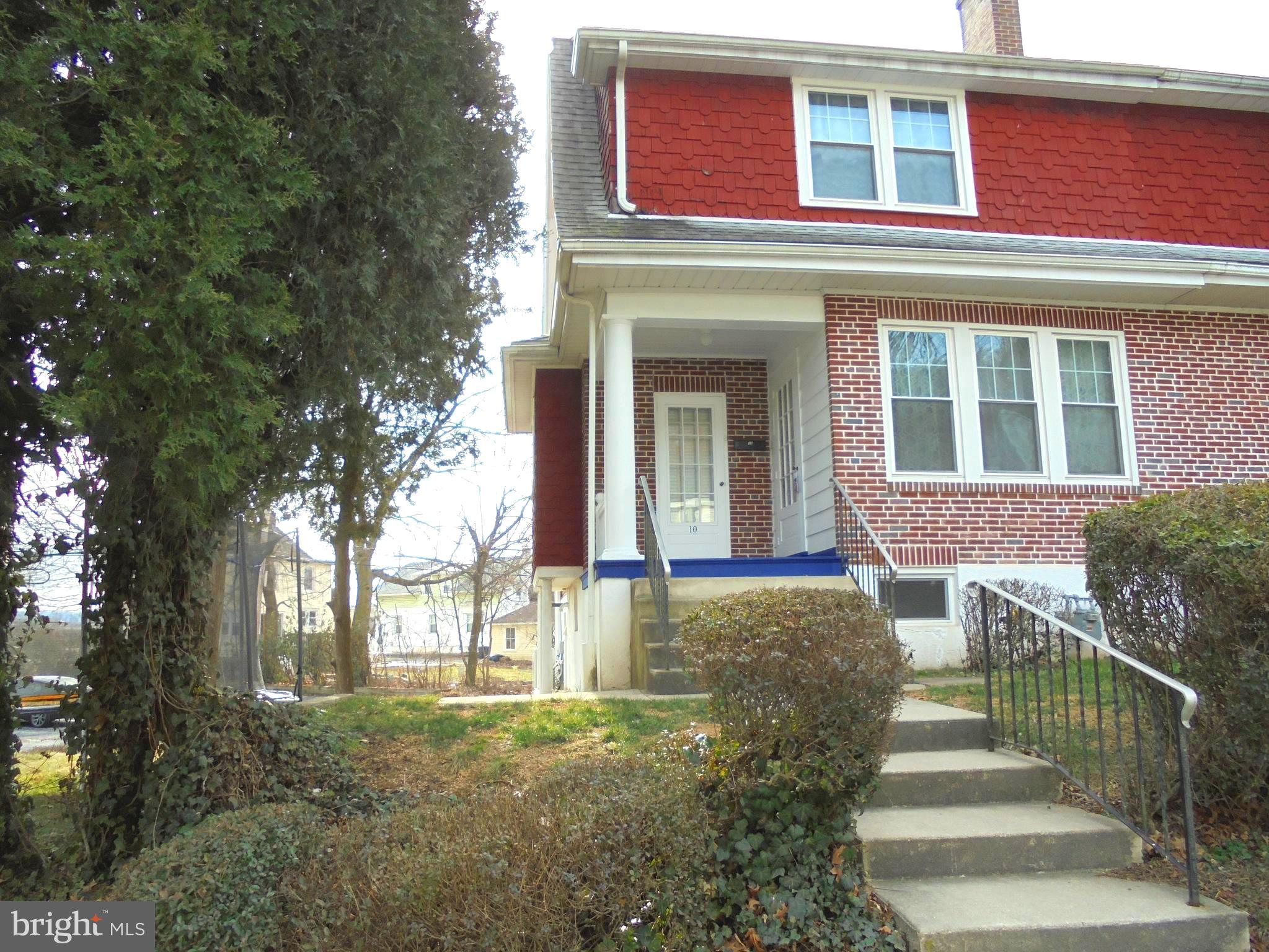 10 Hillside Road Reading, PA 19609 - Photo 1 of 28 Gallery Image 1