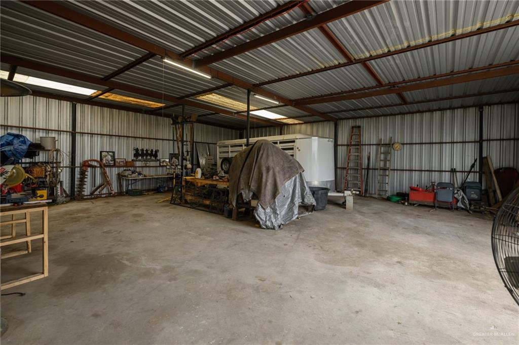 30478 Guajardo Road Rio Hondo, TX 78583 - Photo 9 of 26 a view of garage