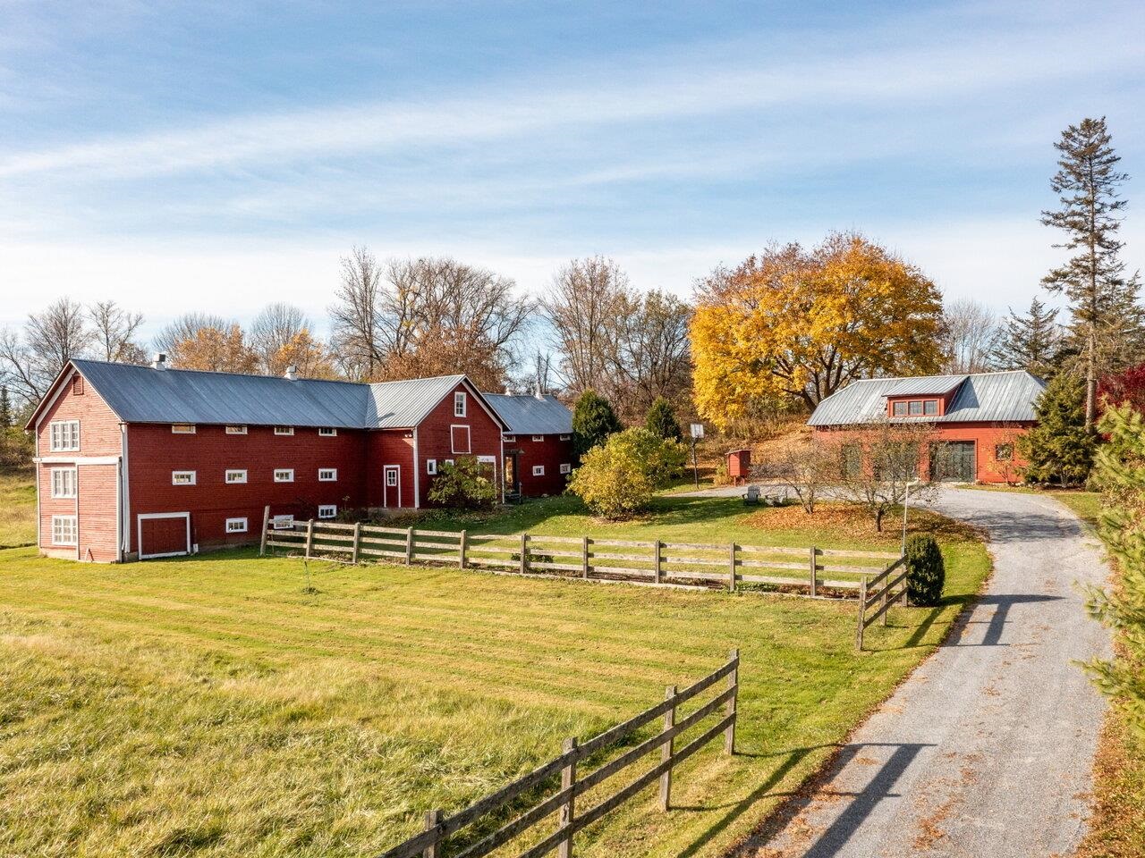 771 Long Point Road Ferrisburgh, VT 05473 - Photo 6 of 34 Gallery Image 6