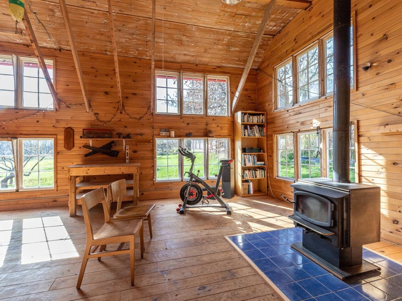 771 Long Point Road Ferrisburgh, VT 05473 - Photo 7 of 34 Gallery Image 7