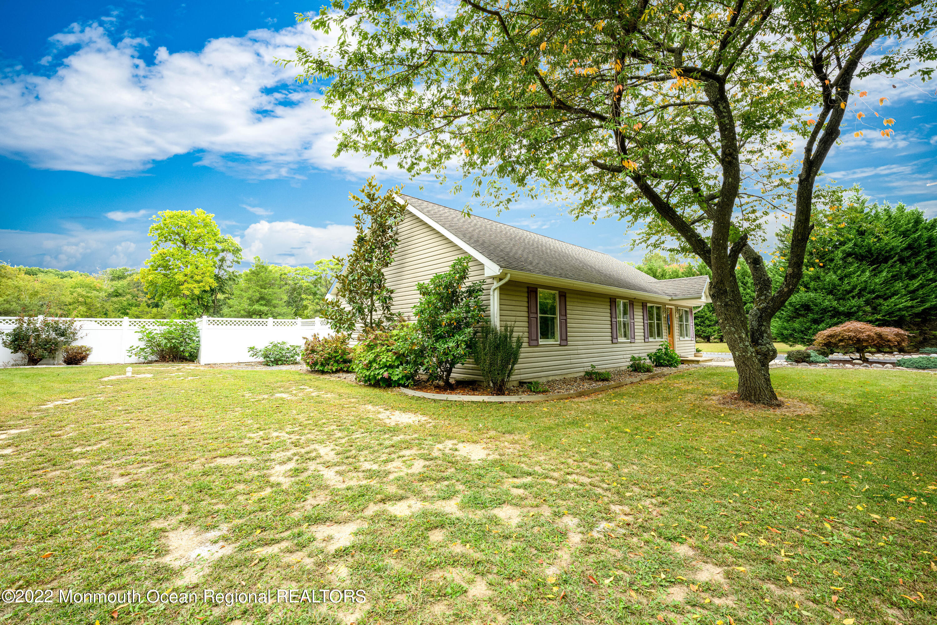 424 Georgia Tavern Road Howell, NJ 07731 - Photo 3 of 48 Expansive Land