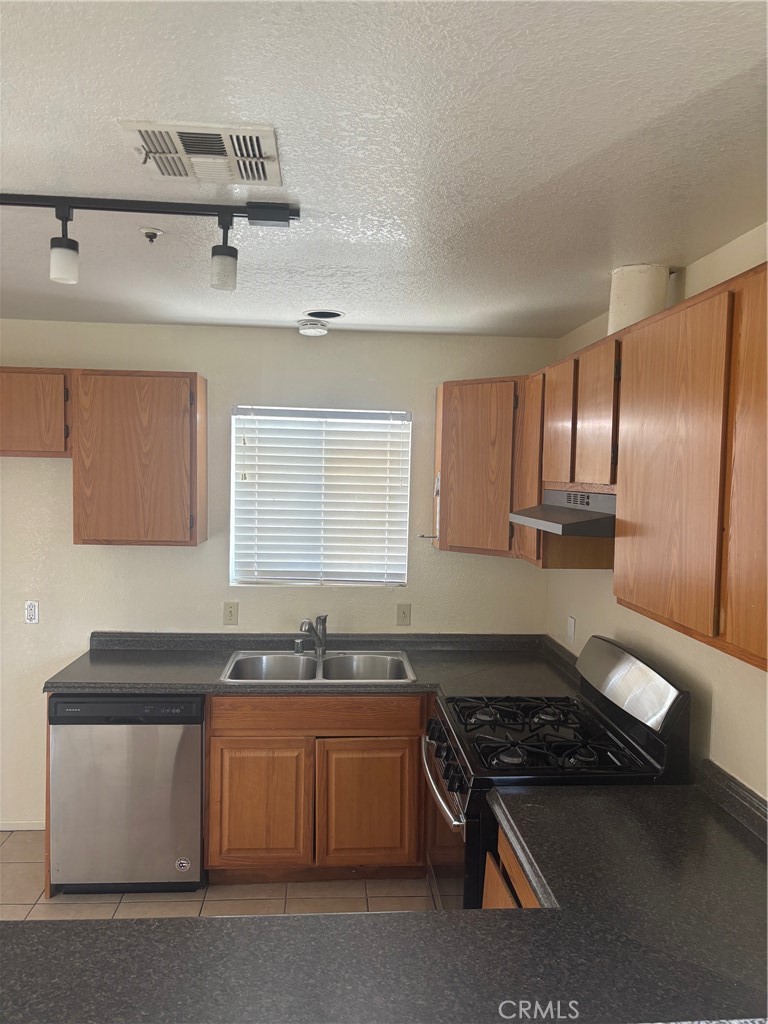 13685 Ocotillo Road Desert Hot Springs, CA 92240 - Photo 4 of 25