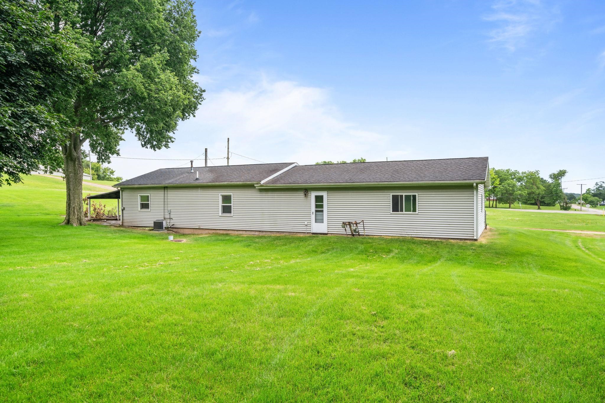 165 South Blackhawk Road Oregon, IL 61061 - Photo 25 of 31