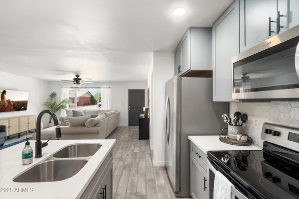 $3,995 | 8449 East Roanoke Avenue, Scottsdale, AZ 85257
