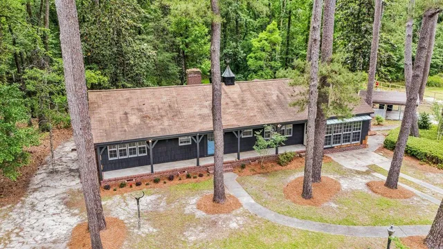 $2,000 | 205 Woodlawn Street, Walterboro, SC 29488