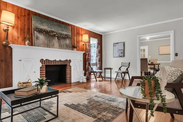 $2,000 | 205 Woodlawn Street, Walterboro, SC 29488