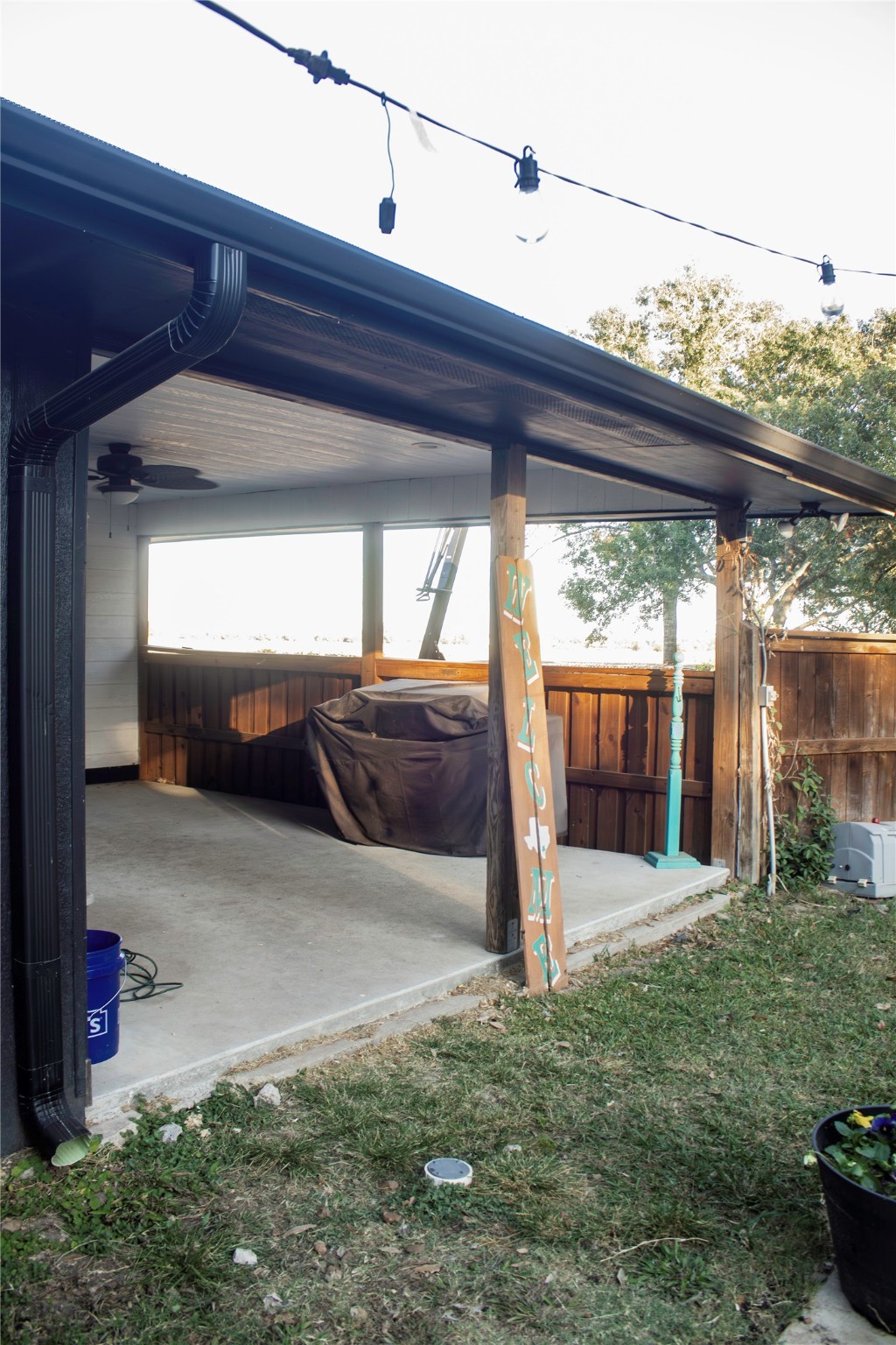2703 Aspen Road Rosenberg, TX 77471 - Photo 21 of 24 a view of outdoor space and backyard