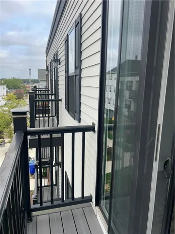 $1,875 | 128 Dean Street, Unit 303, Providence, RI 02903