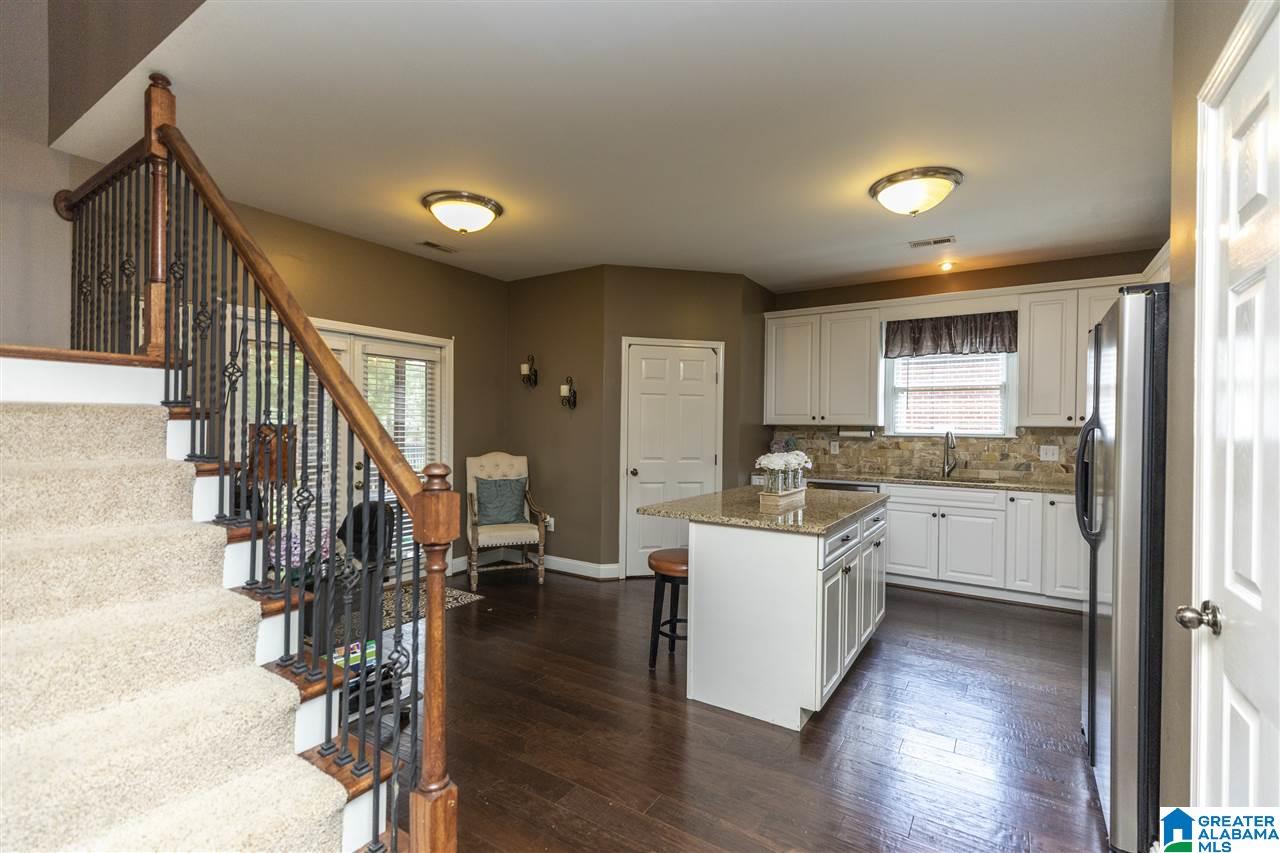 5828 Waterstone Point Birmingham, AL 35244 - Photo 13 of 31