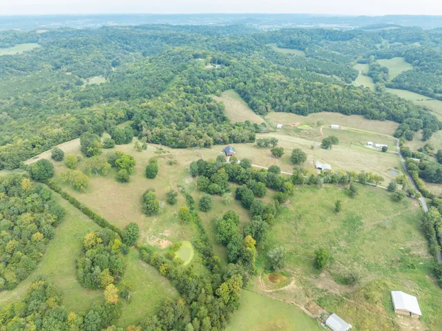 $925,000 | 353 Major Road, Cornersville, TN 37047
