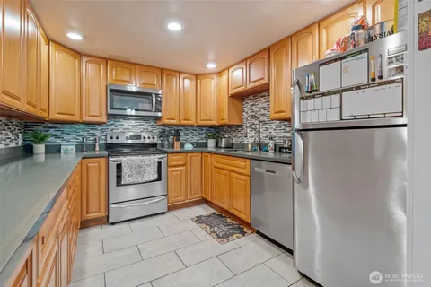 $947,450 | 2118 160th Place Southwest, Lynnwood, WA 98087