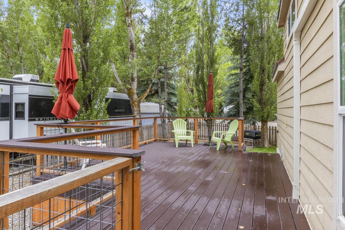 10 P Street Cascade, ID 83611 - Photo 4 of 33 Ready to Entertain