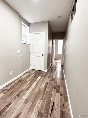 $1,195 | 3318 Illinois Avenue, Unit 1F, St. Louis, MO 63118