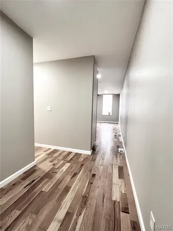 $1,195 | 3318 Illinois Avenue, Unit 1F, St. Louis, MO 63118