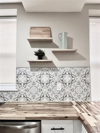 $1,195 | 3318 Illinois Avenue, Unit 1F, St. Louis, MO 63118