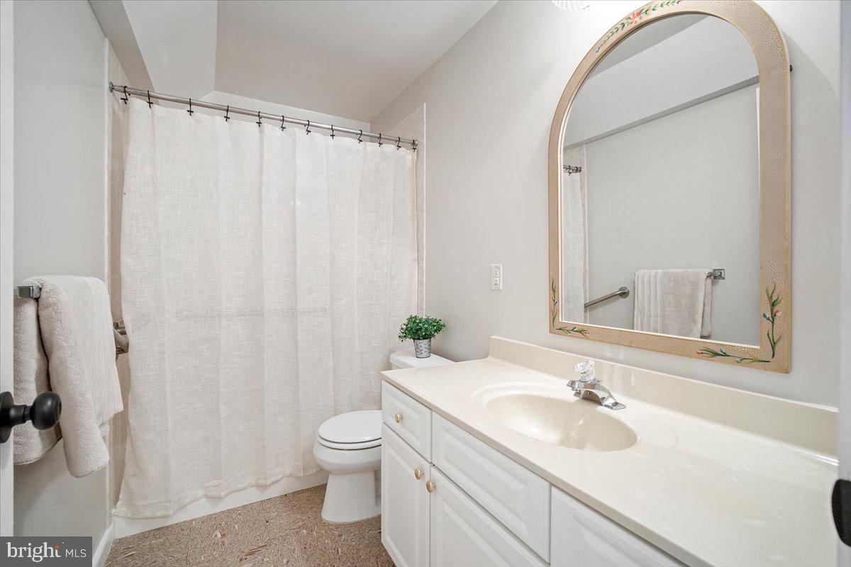 18513 Denhigh Circle Olney, MD 20832 - Photo 38 of 50