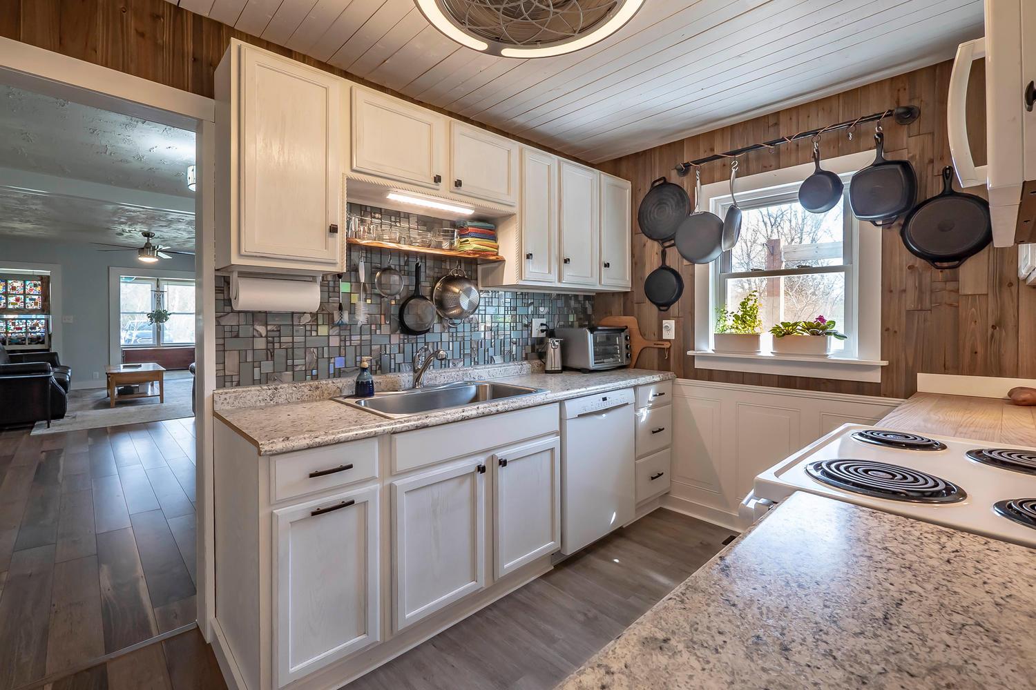 115 Caperton Road Hohenwald, TN 38462 - Photo 13 of 29 Gallery Image 13