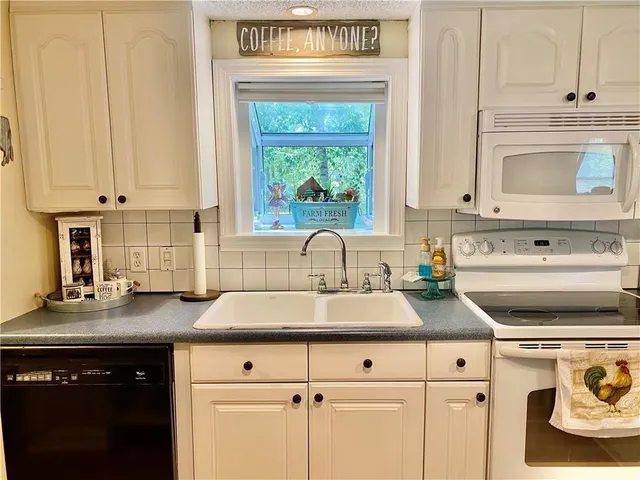 $1,500 | 148 Pine Tree Path, Dallas, GA 30132