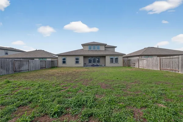 $449,000 | 6823 Amber Clf Lane, Richmond, TX 77469