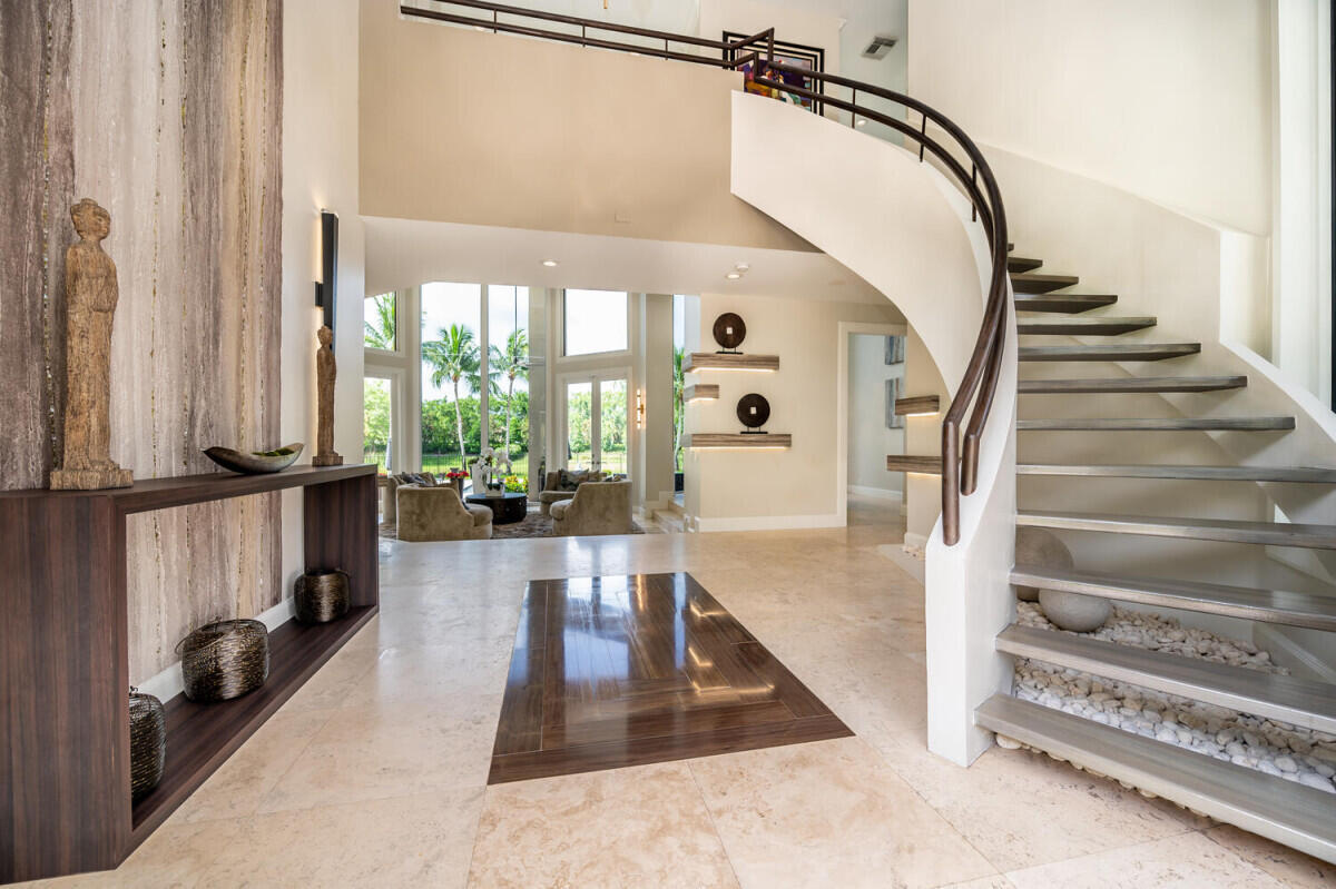 3500 Windmill Ranch Road Weston, FL 33331 - Photo 5 of 34 4__foyer_3500WindmillRanchRdWeston-large
