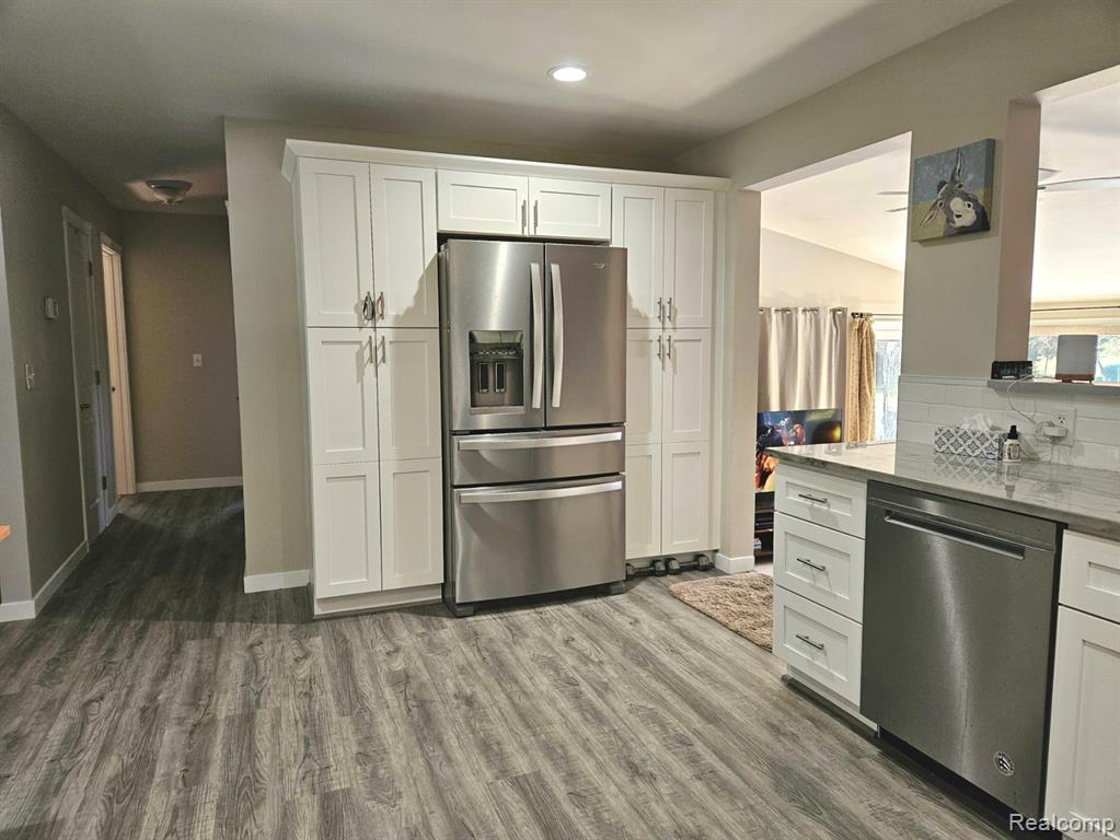 9750 Whitmore Lake Road Brighton, MI 48116 - Photo 5 of 44 Gallery Image 5