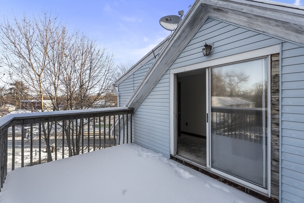 861 Grattan Street Chicopee, MA 01020 - Photo 22 of 41