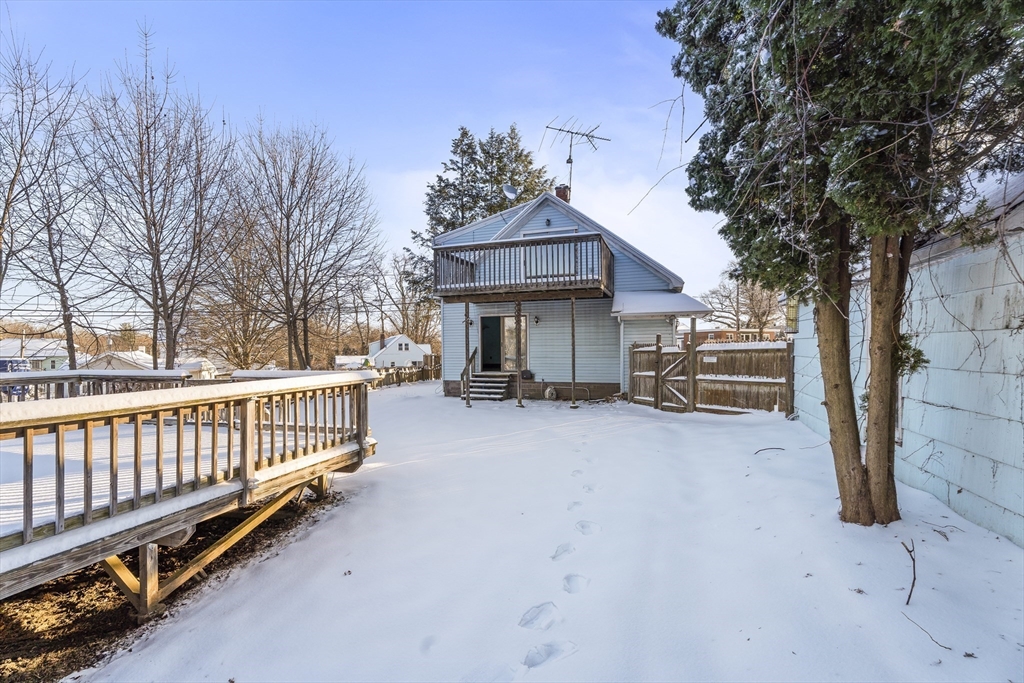 861 Grattan Street Chicopee, MA 01020 - Photo 33 of 41