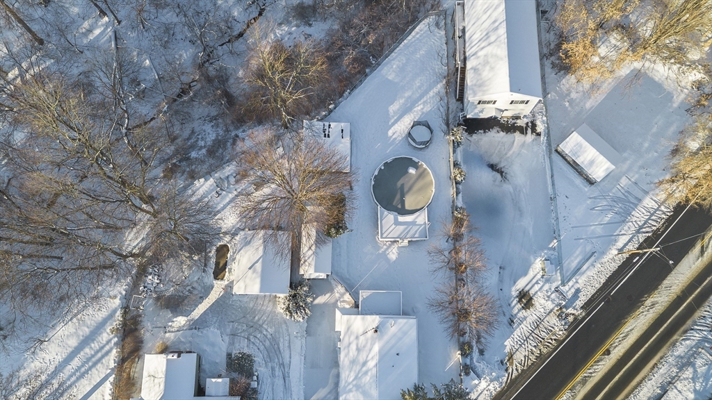 861 Grattan Street Chicopee, MA 01020 - Photo 38 of 41