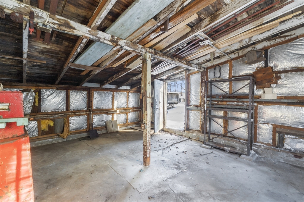 861 Grattan Street Chicopee, MA 01020 - Photo 40 of 41