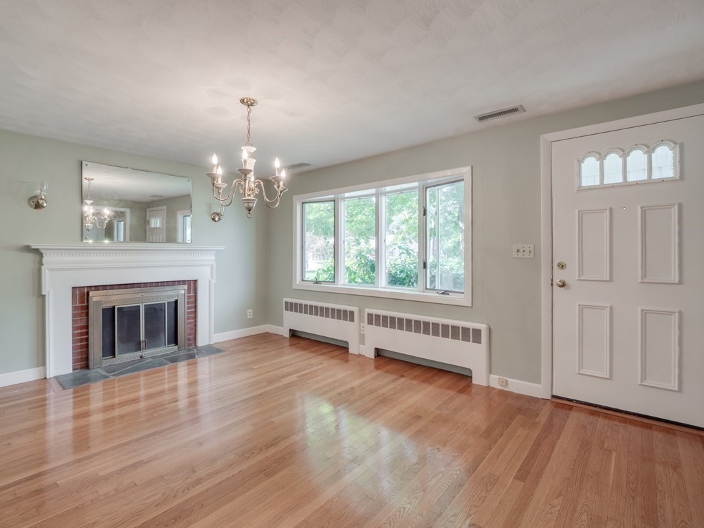 4 Burton Road Burlington, MA 01803 - Photo 18 of 42 Gallery Image 18