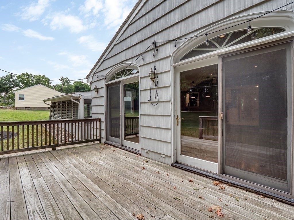 4 Burton Road Burlington, MA 01803 - Photo 40 of 42 Gallery Image 40