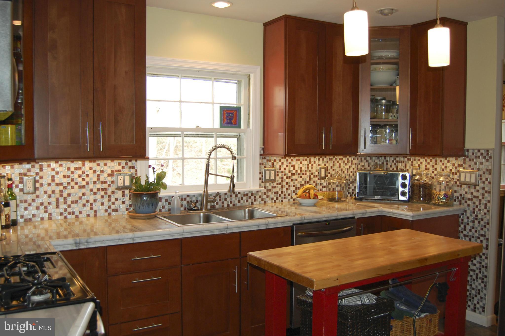 3406 Ramsgate Terrace Alexandria, VA 22309 - Photo 8 of 15 Kitchen