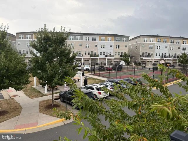 $2,800 | 24560 Rosebay Terrace, Aldie, VA 20105