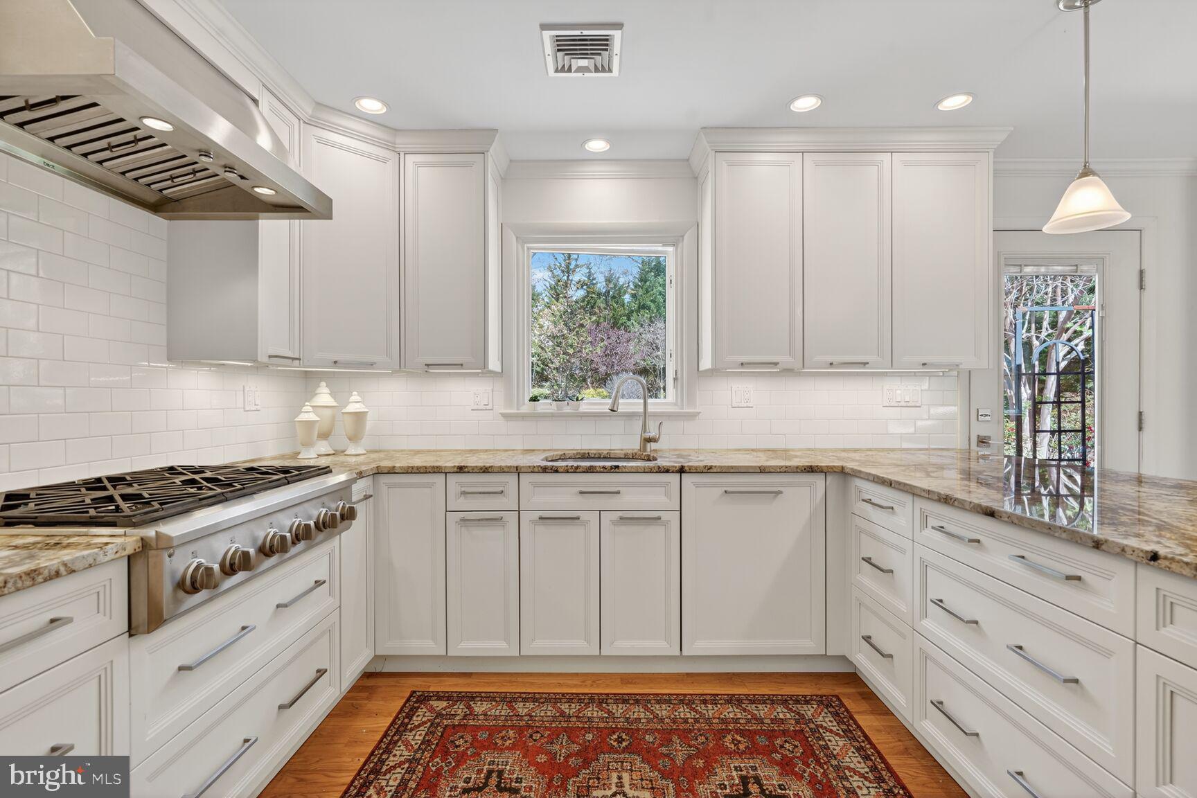 11128 Emack Road Beltsville, MD 20705 - Photo 10 of 50