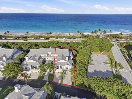 $739,900 | 109 Mainsail Circle, Unit 1, Jupiter, FL 33477
