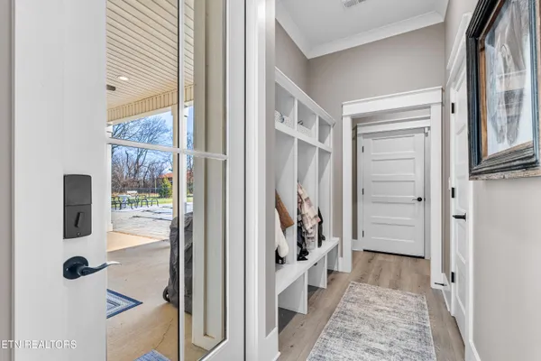 $1,675,000 | 901 Lynnwood Drive, Greenback, TN 37742