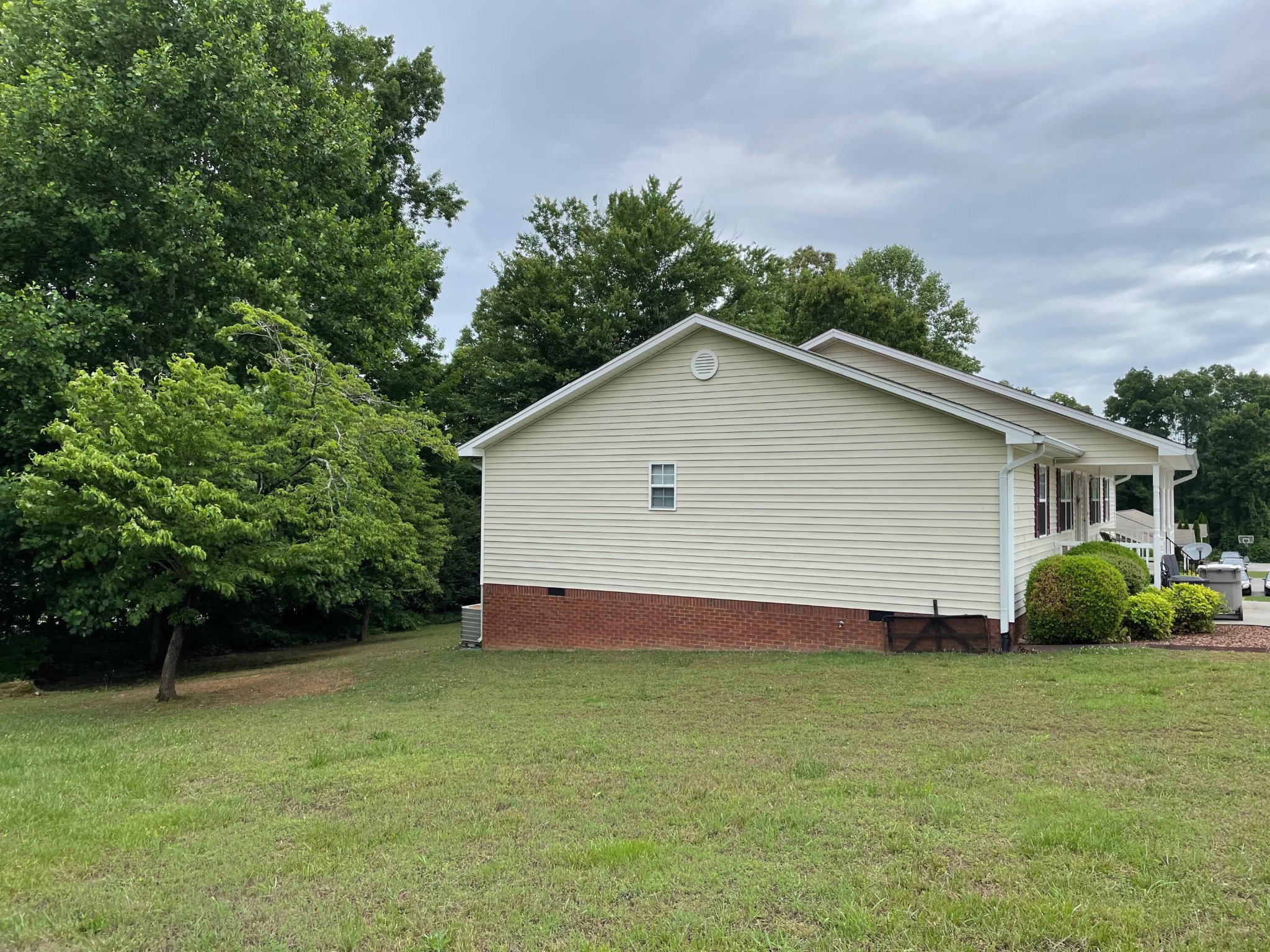 412414 Southeast Lyles Road Cleveland, TN 37323 - Photo 2 of 12 Gallery Image 2