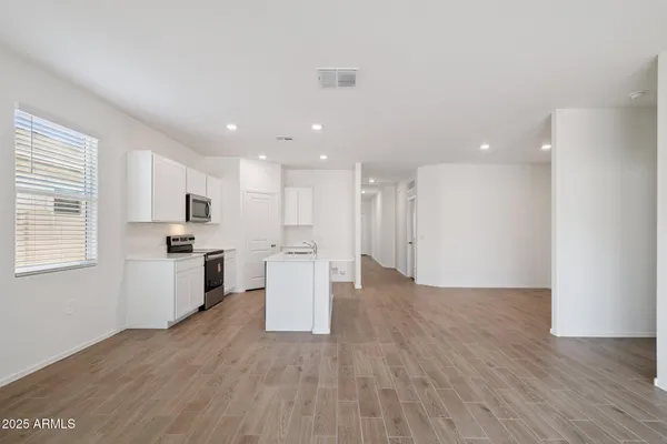 $404,990 | 18448 West Buckskin Trail, Wittmann, AZ 85361