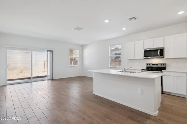 $404,990 | 18448 West Buckskin Trail, Wittmann, AZ 85361