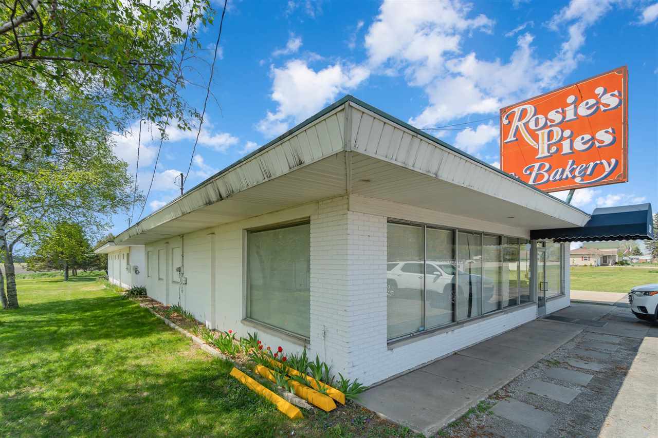1124 South Huron Road Kawkawlin, MI 48631 - Photo 35 of 49