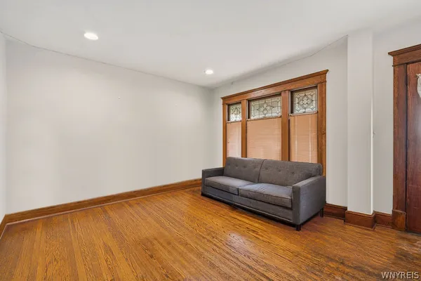 $209,000 | 34 Englewood Avenue, Buffalo, NY 14214