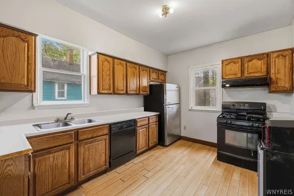 $209,000 | 34 Englewood Avenue, Buffalo, NY 14214