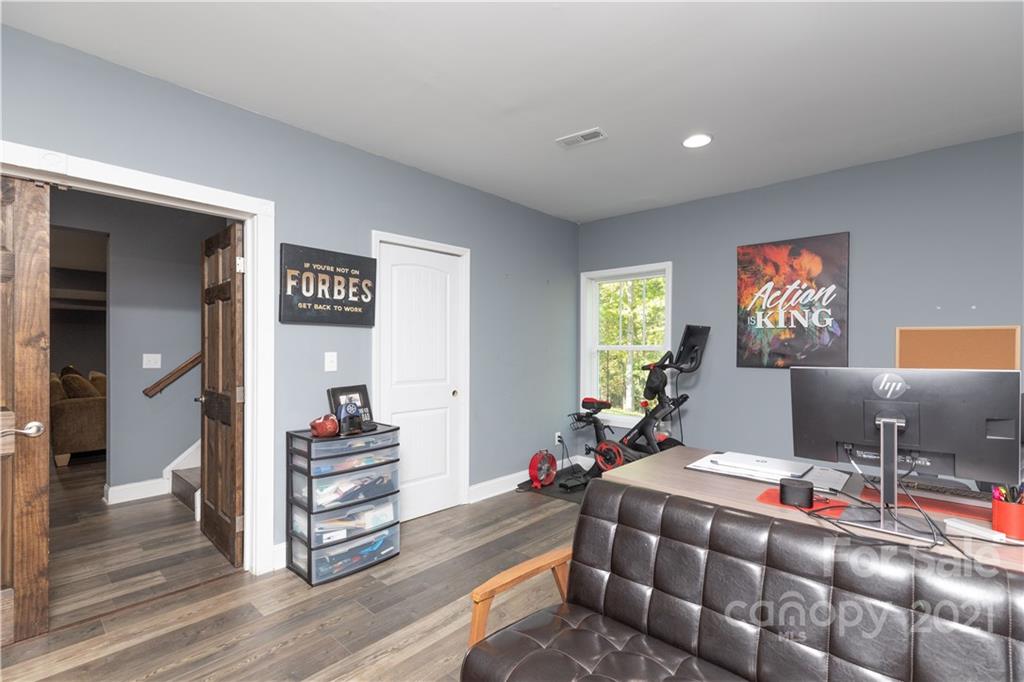 2099 Fuera Road York, SC 29745 - Photo 36 of 41 Gallery Image 36