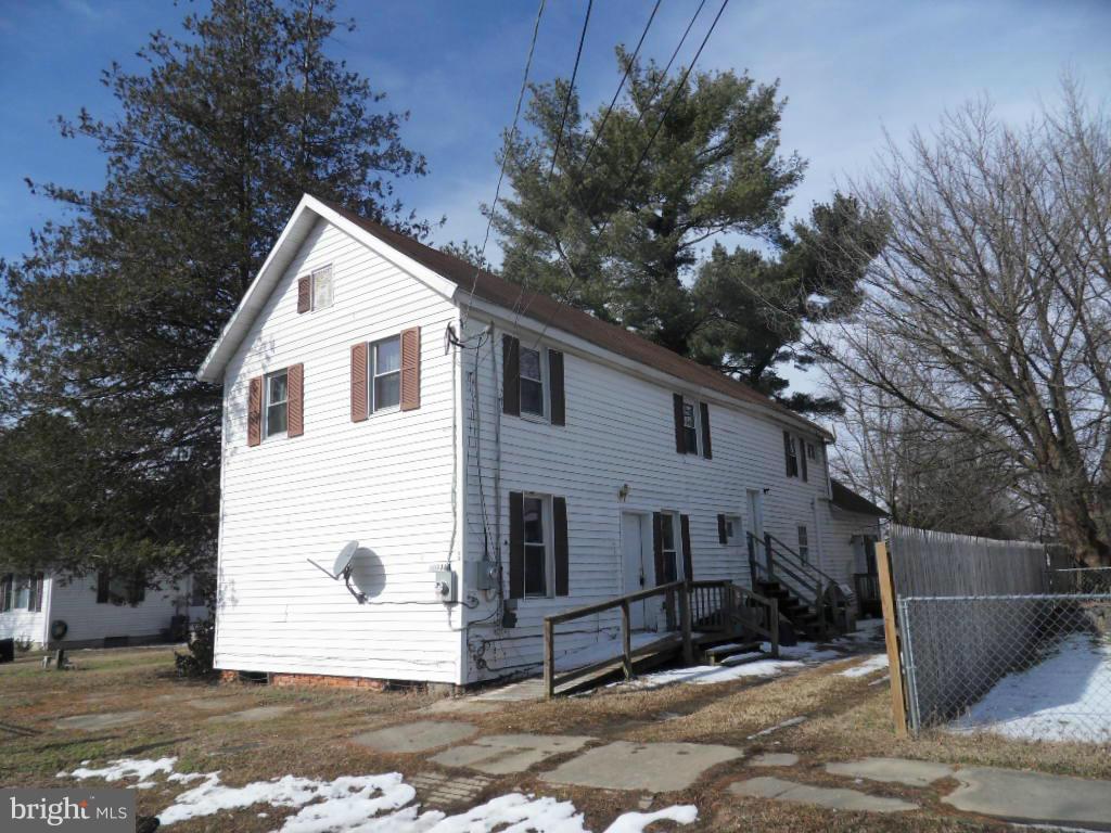 109 1st Street Ridgely, MD 21660 - Photo 1 of 10 Exterior (Front)