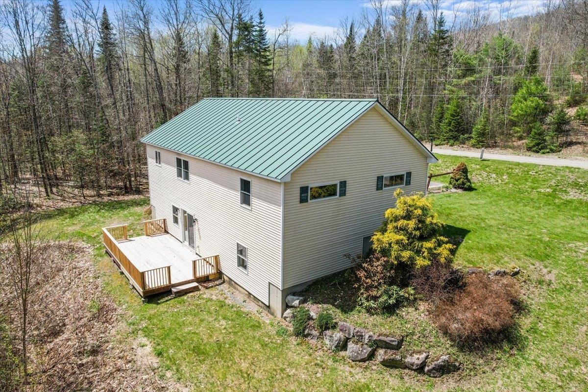 91 Oak Ridge Road Bethlehem, NH 03574 - Photo 4 of 33 Gallery Image 4