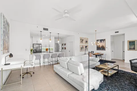 $799,000 | 3940 North Flagler Drive, Unit 303, West Palm Beach, FL 33407
