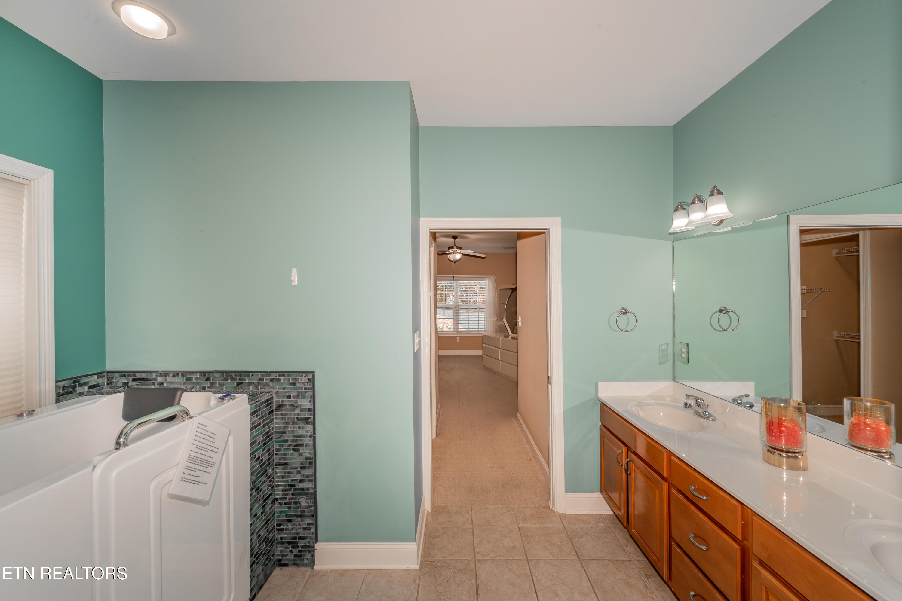 120 Meridian Way Clinton, TN 37716 - Photo 16 of 47 DSC_3916-Edit