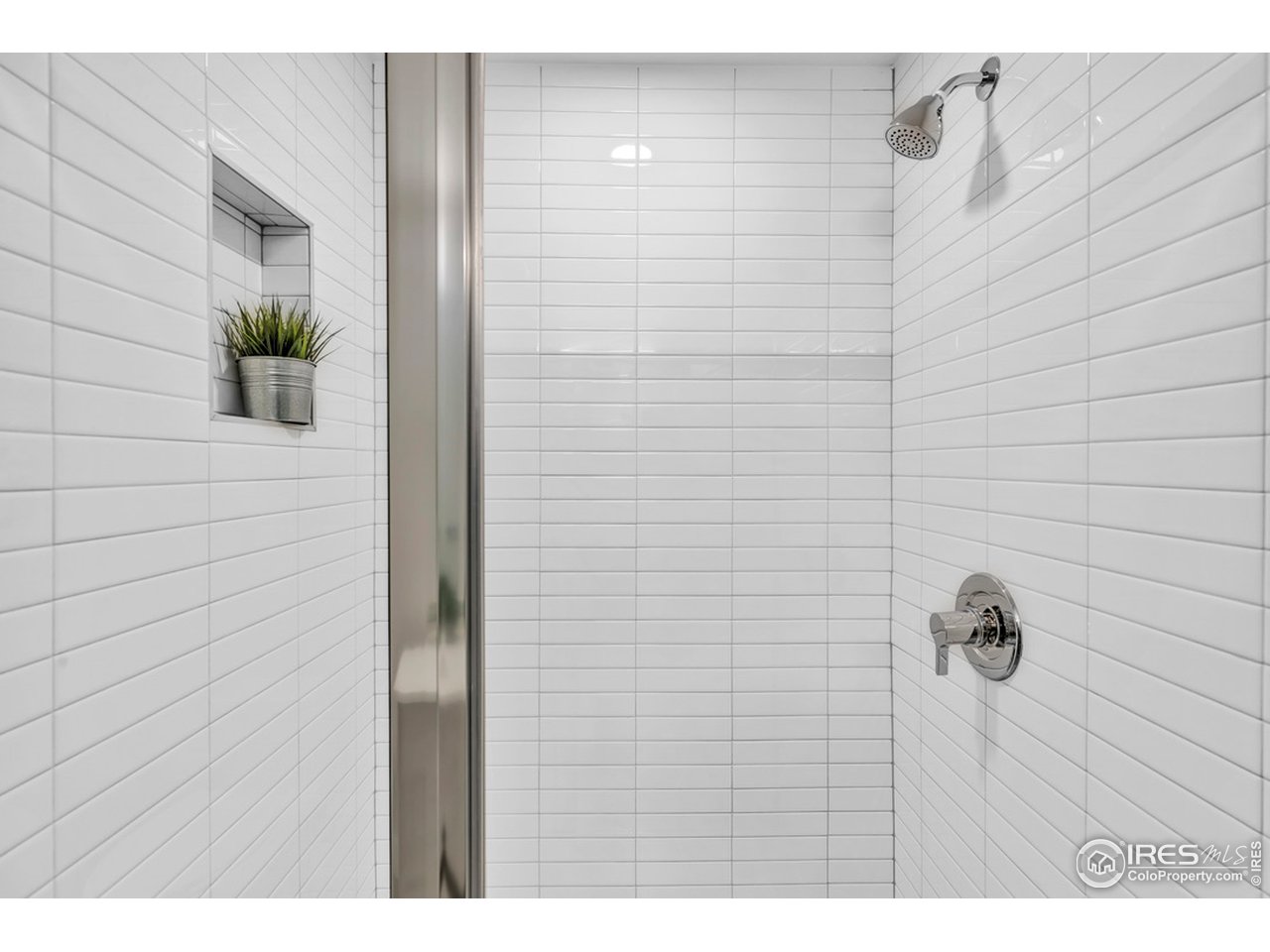 3261 Airport Road, Unit 204 Boulder, CO 80301 - Photo 20 of 36 a bathroom with a shower