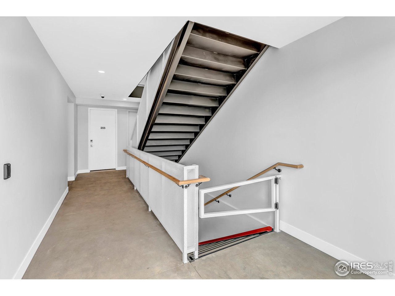 3261 Airport Road, Unit 204 Boulder, CO 80301 - Photo 36 of 36 a view of an entryway