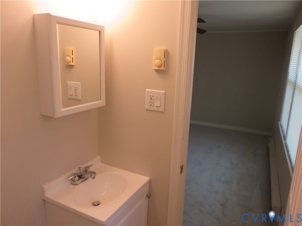 6719 Lakemont Road Quinton, VA 23141 - Photo 56 of 58 Master Bath